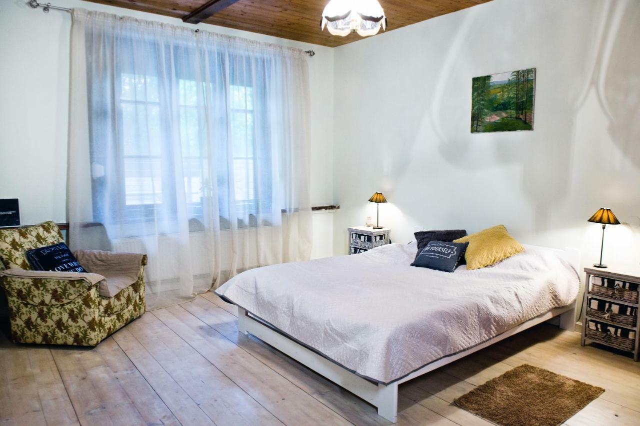 Spacious Klaipeda Apartment Ev Exterior photo