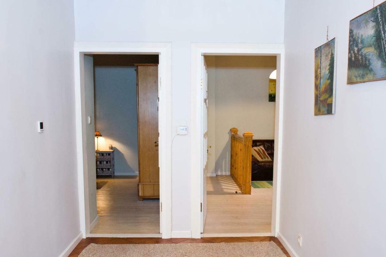 Spacious Klaipeda Apartment Ev Exterior photo